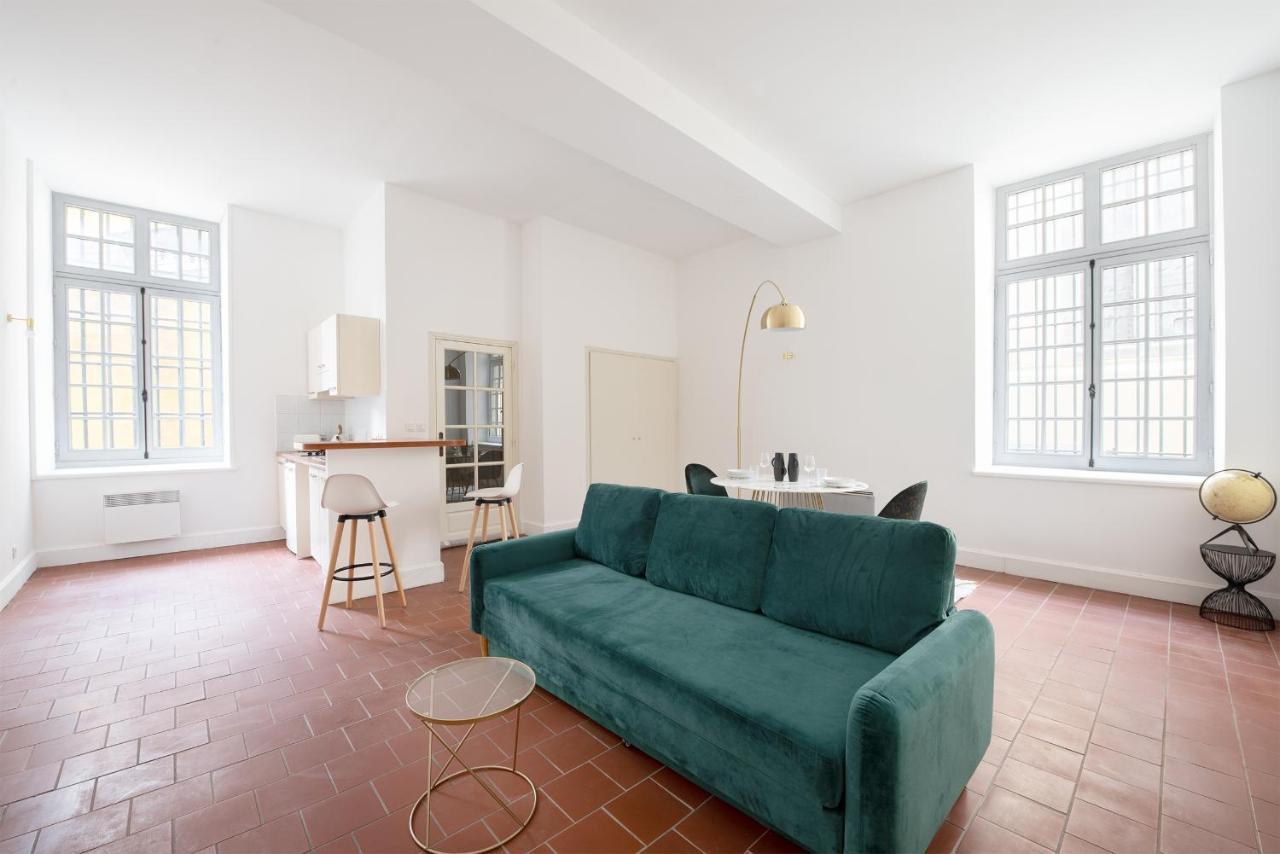 Superbe Avec Cour Dans La Bastide *